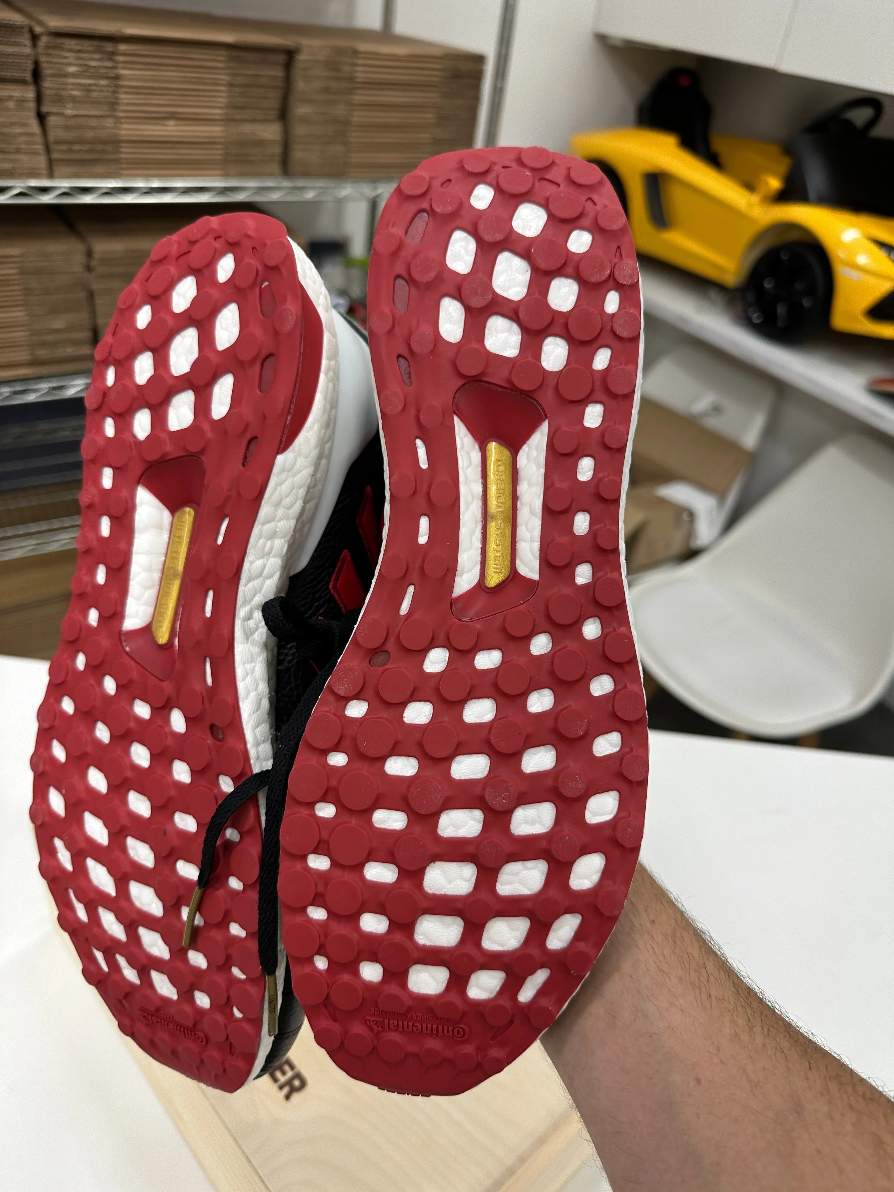 Adidas Ultraboost ATL United Sz 11